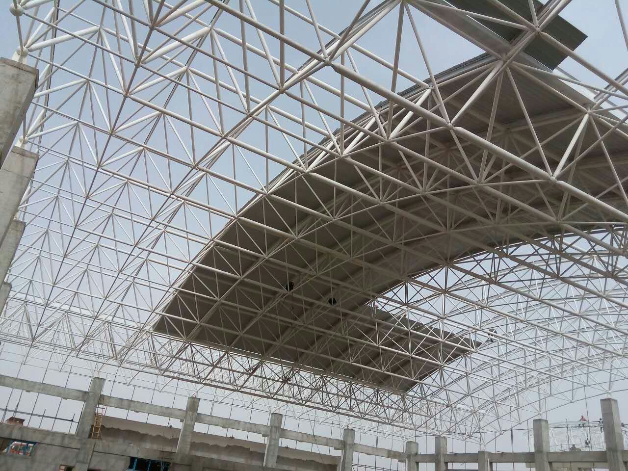 四平青岛一汽网架